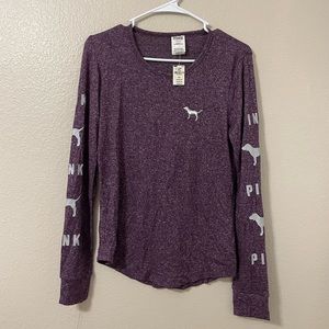 VS pink longsleeve